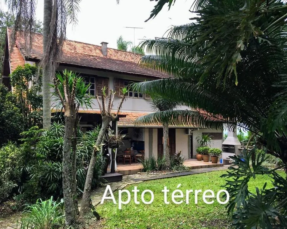Apto Terreo Com Jardim - Praia Do Estaleiro- Balneario Camboriu Apartment