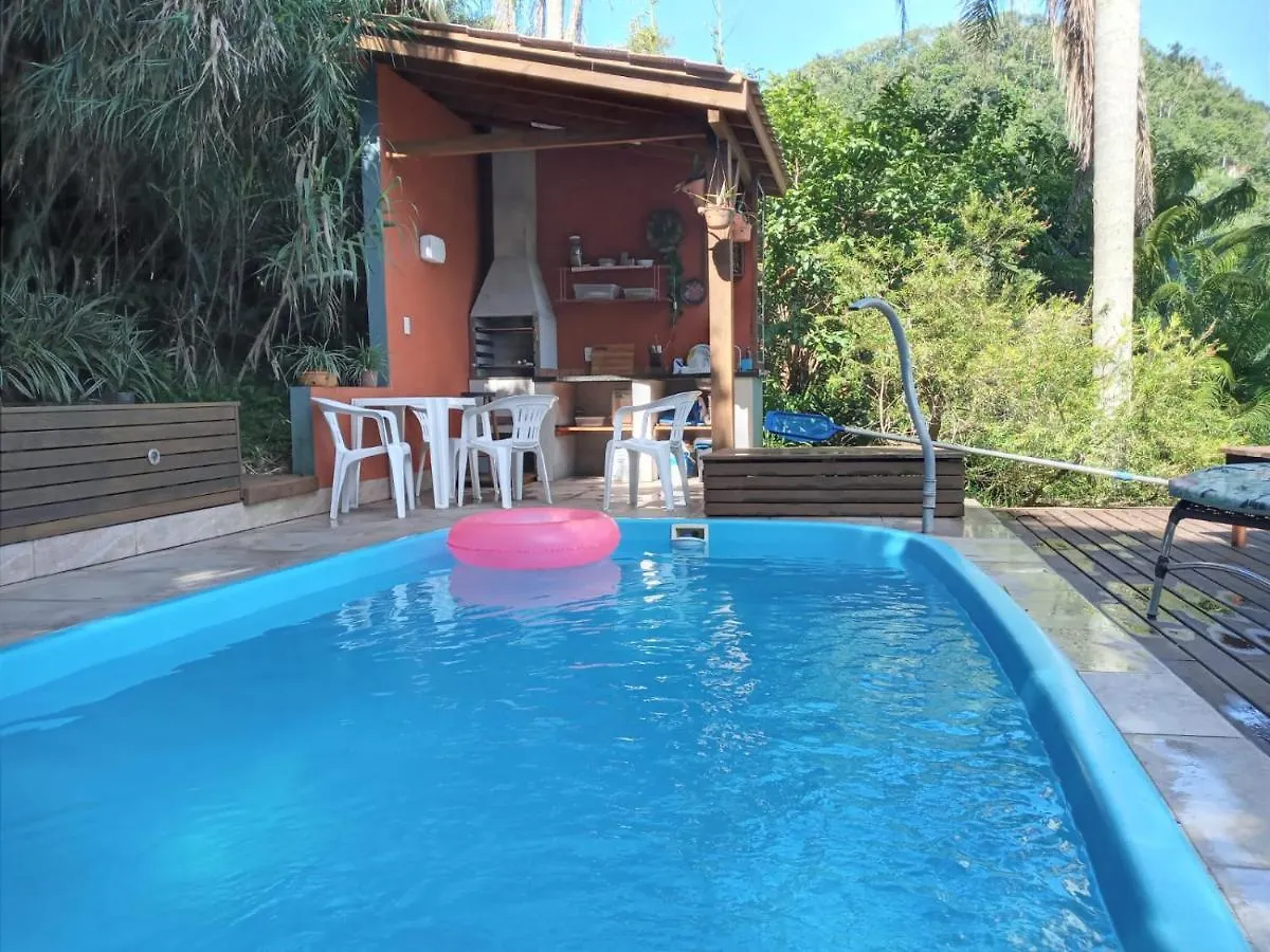 Apto Terreo Com Jardim - Praia Do Estaleiro- Balneario Camboriu Apartment